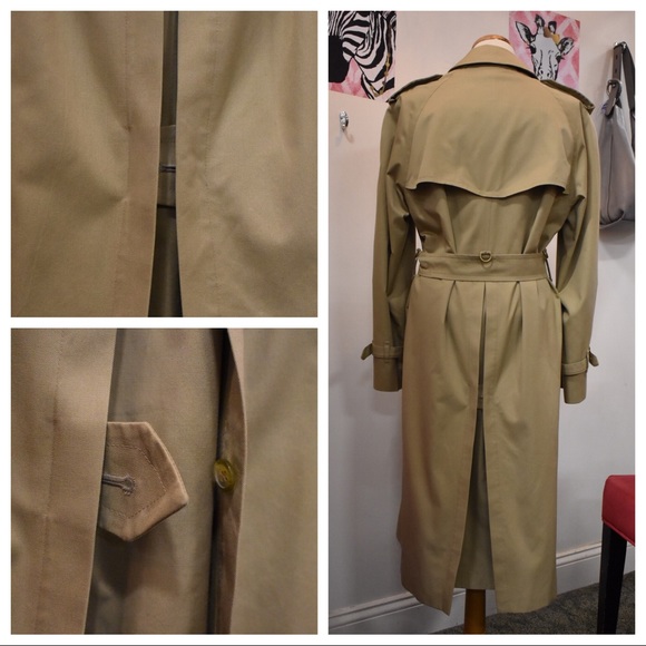 🌟Burberry Trench🌟 SOLD ❌❌ - Picture 6 of 8